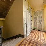 Maison Lumiere Buda - Near M2 Metro