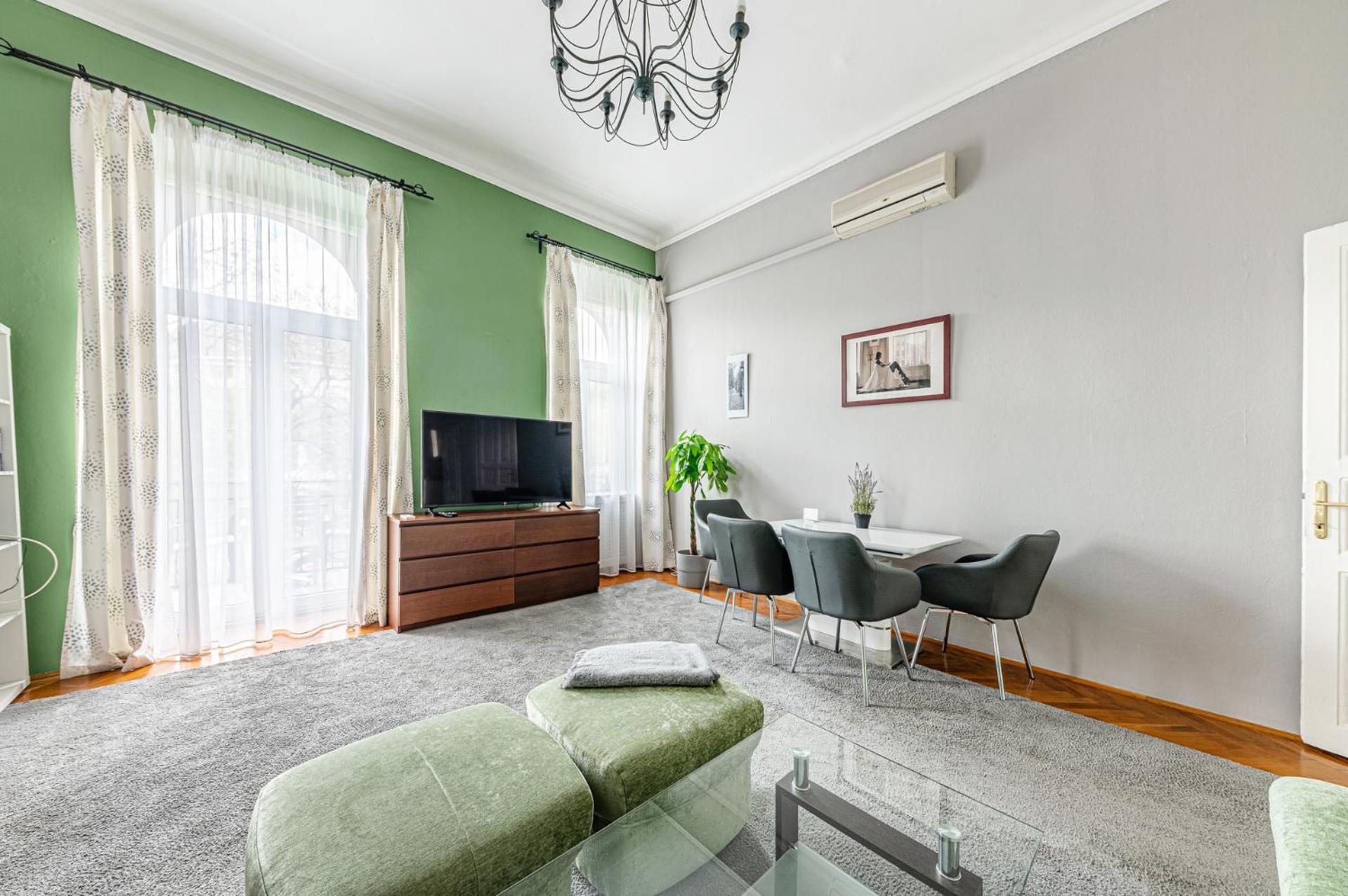 Maison Lumiere Buda - Near M2 Metro Appartement *
