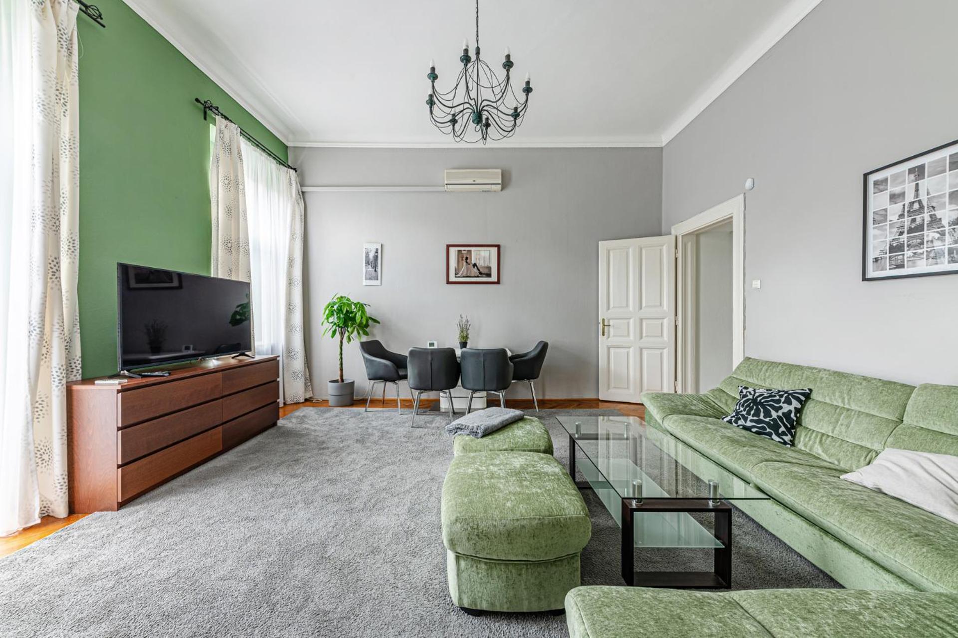 Maison Lumiere Buda - Near M2 Metro Boedapest